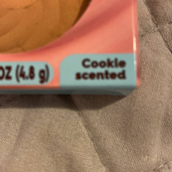 b color dessert bronzer + blush~ cookie scented - Picture 4 of 4